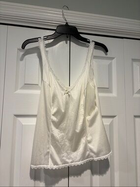 Warner's Cream Satin Lace-Trim Camisole
